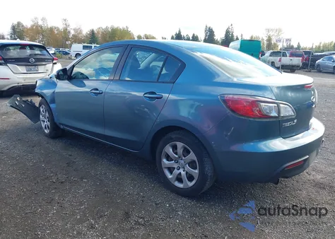 2011 Mazda Mazda3 I Sport z USA, uszkodzony, nr VIN JM1BL1UG3B1482506